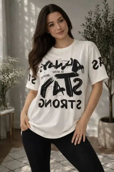 Футболка oversize з стильним накатом MIK-56A360