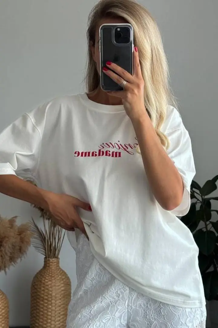 Футболка женская с надписью MV-030526A450