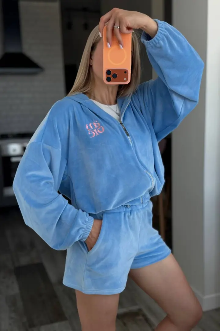 Велюровый костюм с шортами  RAB-735A660