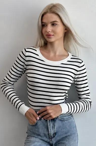Полосатый свитер LEG-3116A430 Полосатый свитер LEG-3116A430