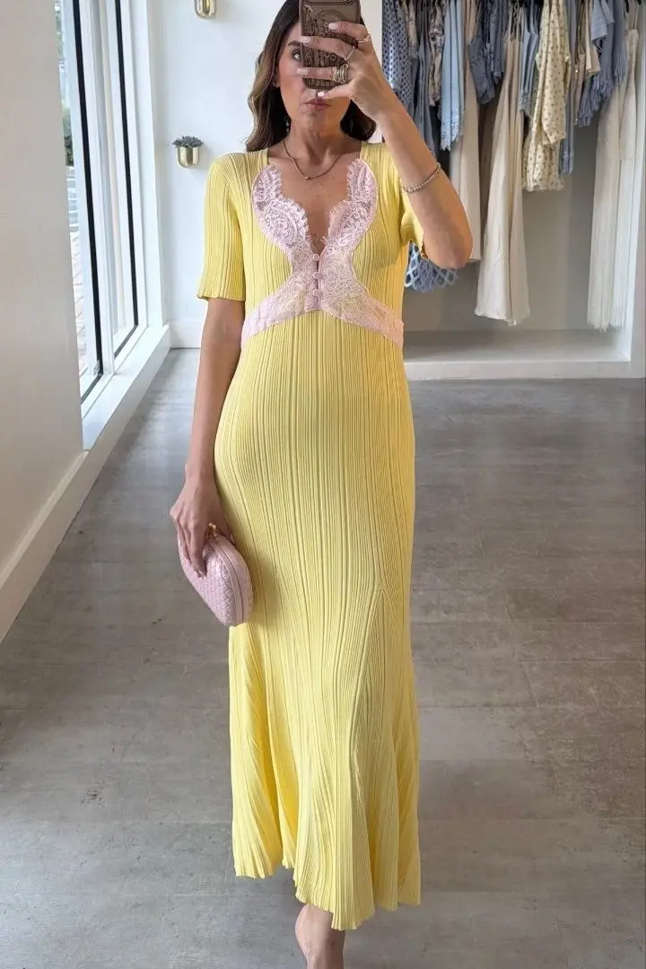 Платье с кружевами  LEG-26395A26