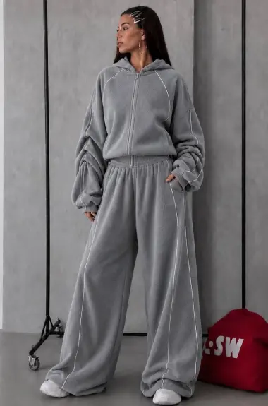 Спортивный флисовый костюм женский AP-003A980 Спортивный флисовый костюм женский AP-003A980