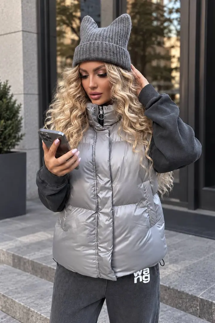 Демисезонная жилетка FAV-474A900