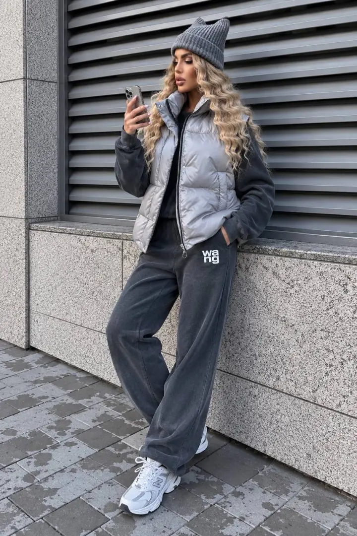 Демисезонная жилетка FAV-474A900