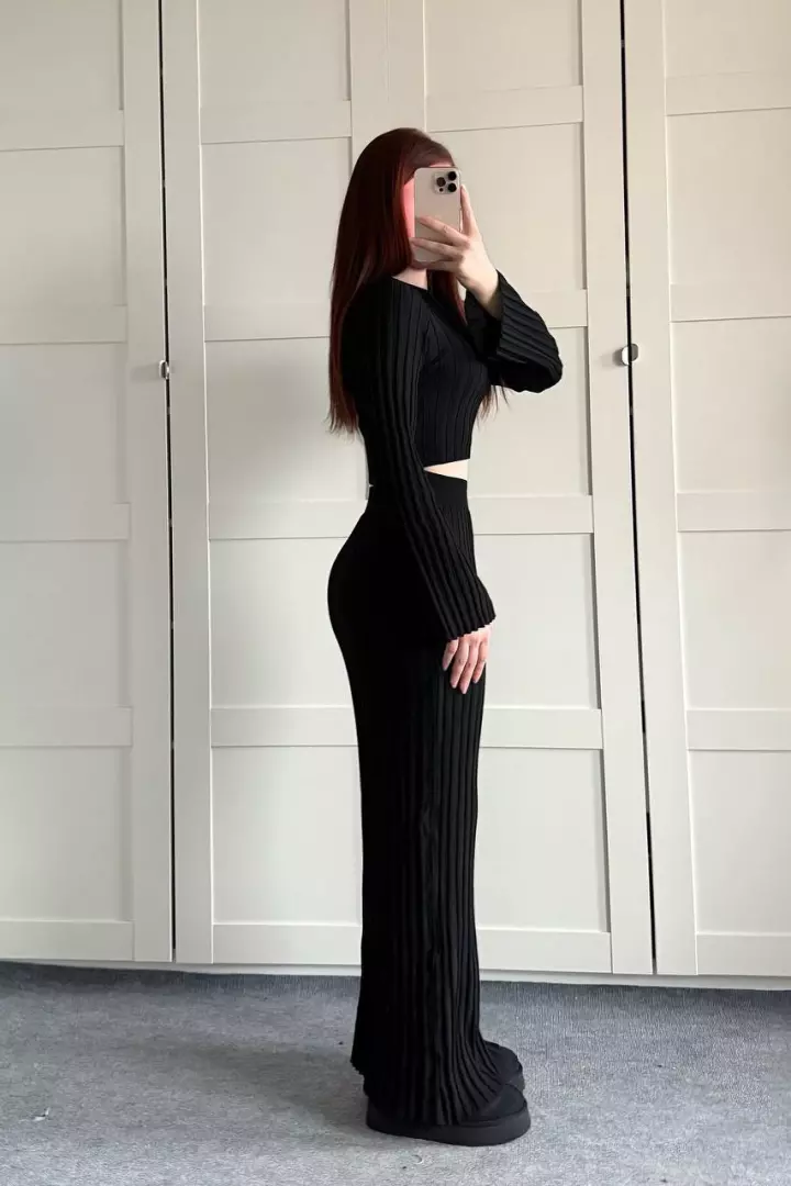 Костюм трикотажный женский с юбкой  VIVI-468A550