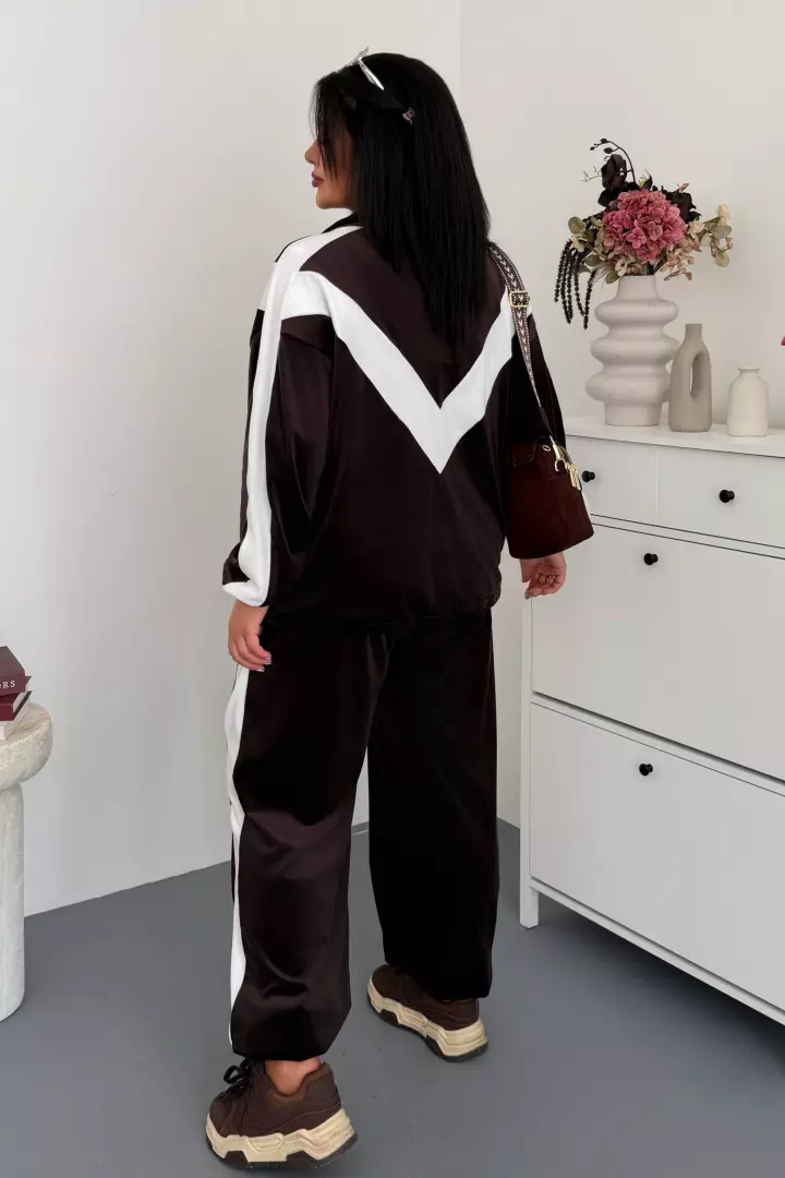 Спортивный костюм женский велюровый  YBY-947A950