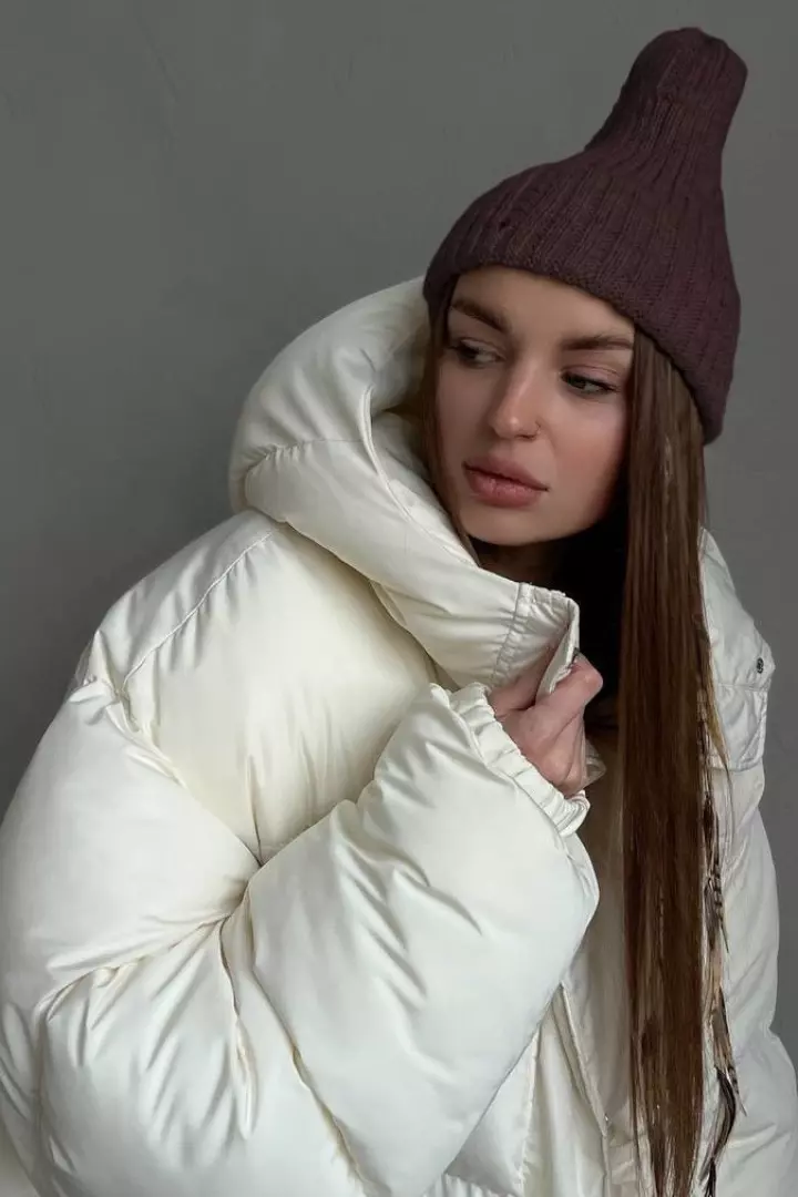 В’язана шапка з рваним ефектом JAD-015A199