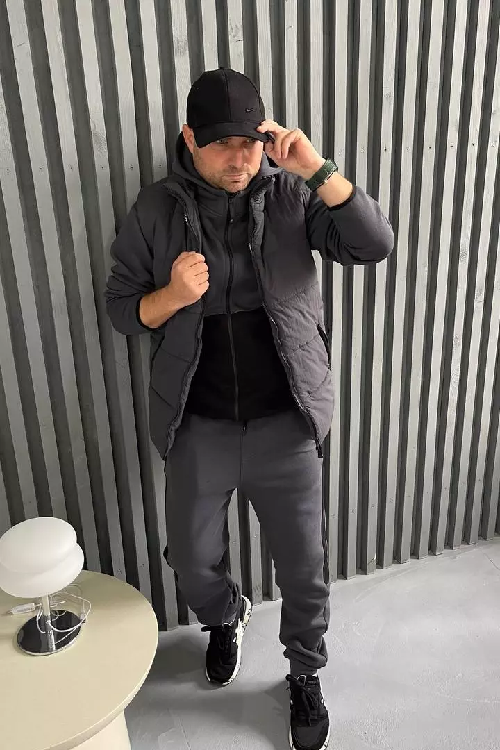Чоловічий костюм з жилетом MUN-2111A2100
