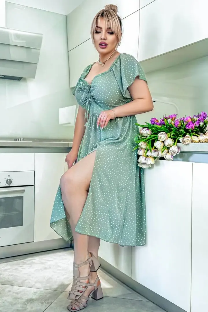 Платье в горошек для полных YM-05802.1A11