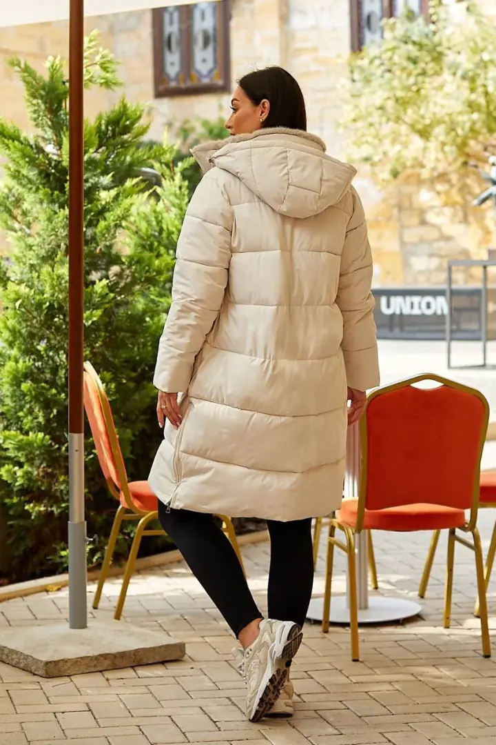 Очень теплая зимняя куртка женская DGC-862A1500
