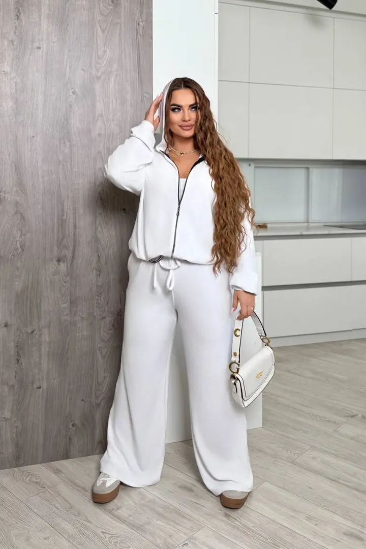 Спорт костюм велюр  DG-p15574A650