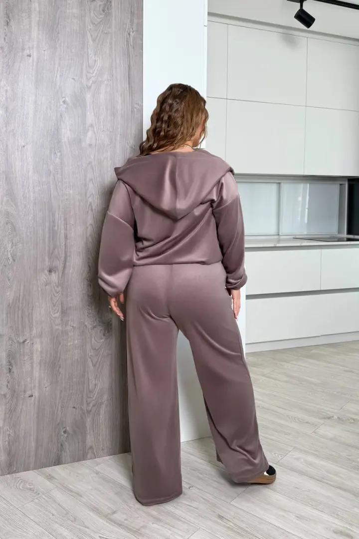 Спорт костюм велюр  DG-p15574A650