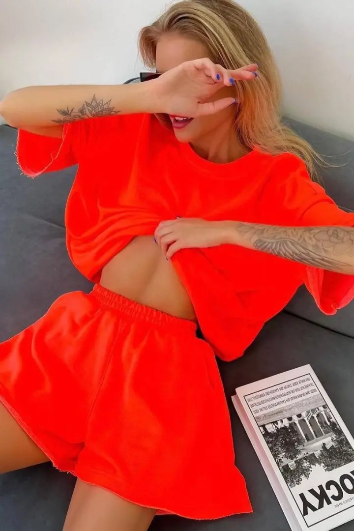 Костюм  спортивный с шортами ANB-313A600