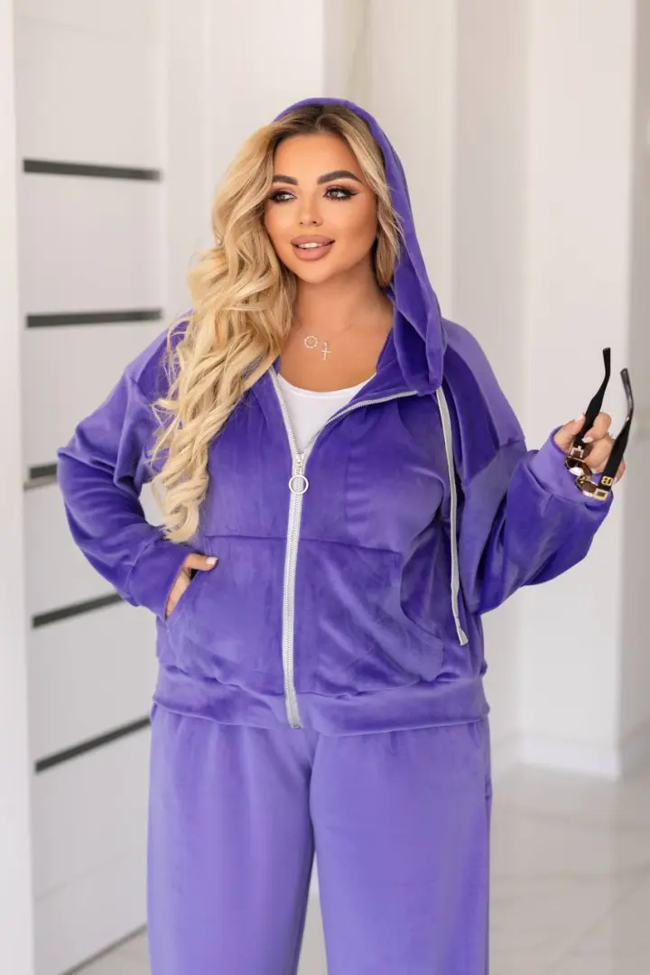 Костюм из велюра EY-729A18B21