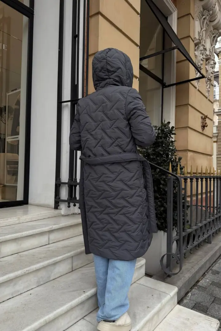 Теплое зимнее пальто  MIY-1052A1200