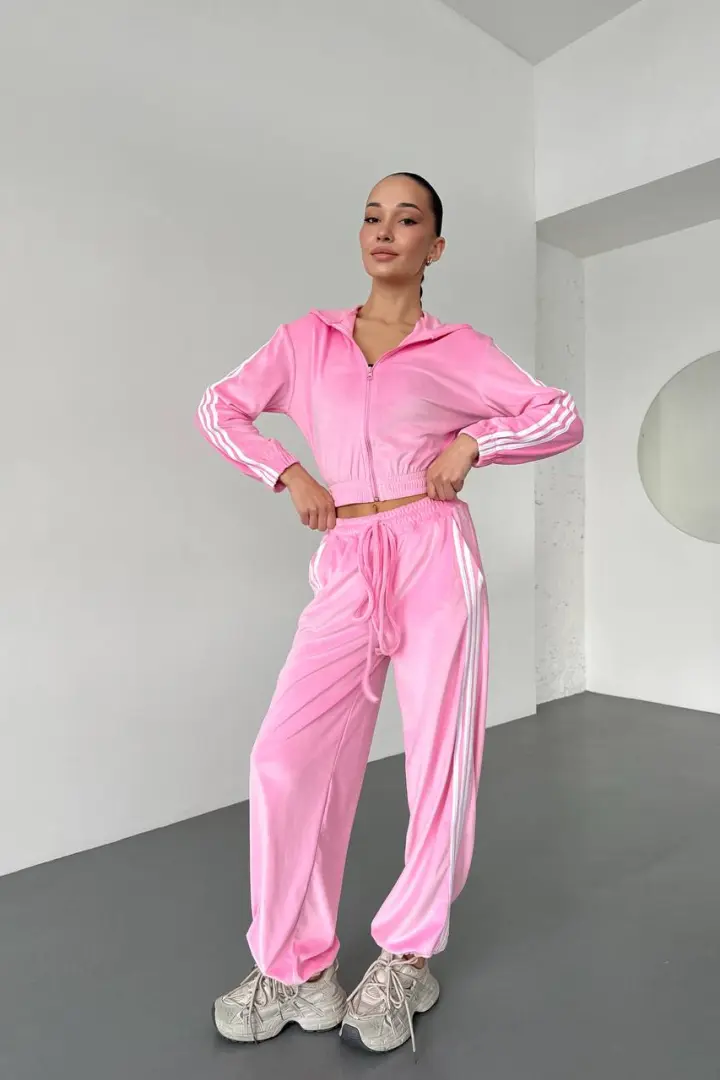 Спортивный костюм с лампасами DMP-R1923A550