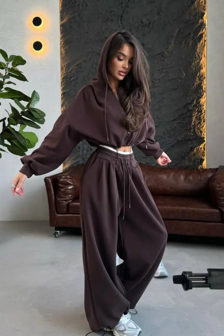 Спортивный костюм модный  ANN-531A550