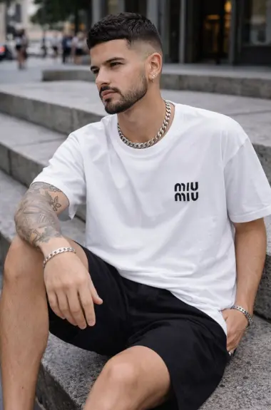 Стильная футболка UNISEX с накатом MIK-4216A300 Стильная футболка UNISEX с накатом MIK-4216A300