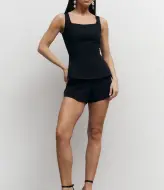 Короткие женские шорты  LILO-400A500